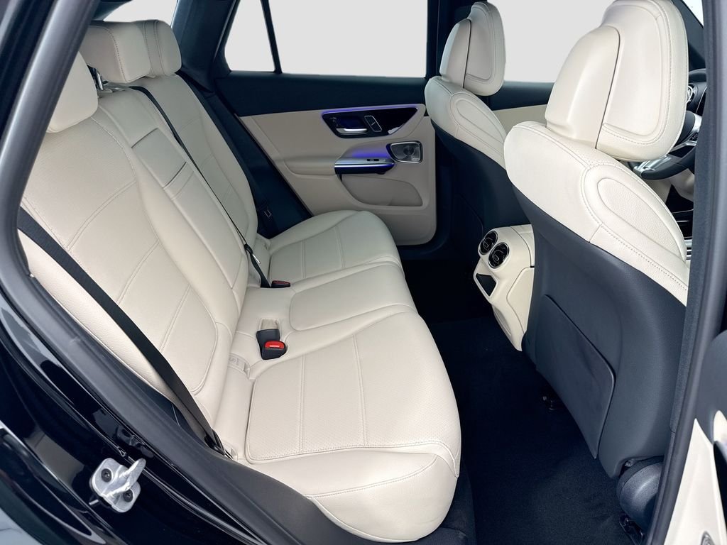 New 2026 Black Mercedes-Benz GLC 300 image 21