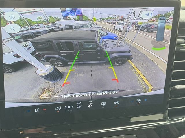Used 2024 White Ford XLT image 23