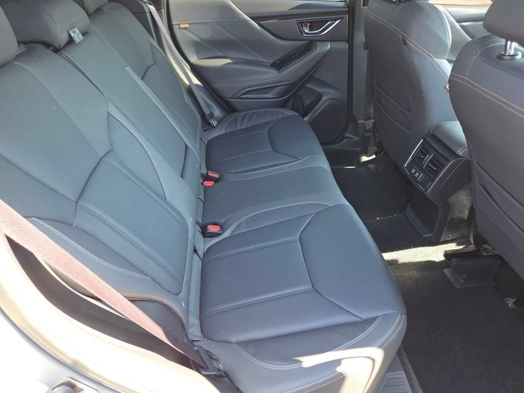 Used 2022 Ice Silver Metallic Subaru Wilderness image 5