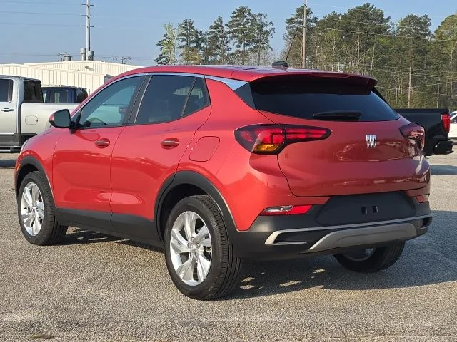 Used 2024 Red Buick Preferred image 3
