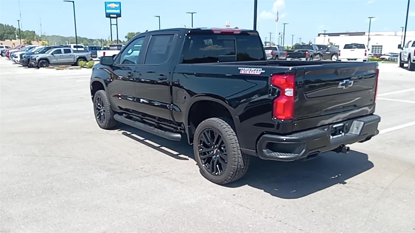 2026 Chevrolet Silverado 1500 LT Trail Boss - Photo 6