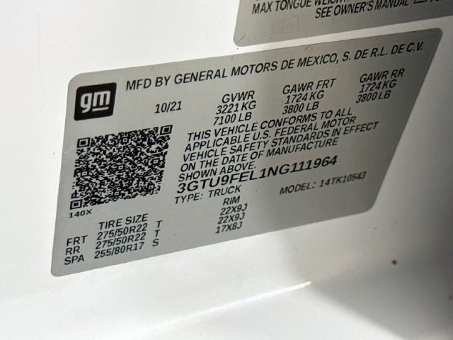 Used 2022 WHITE FROST TRICOAT GMC Denali image 36