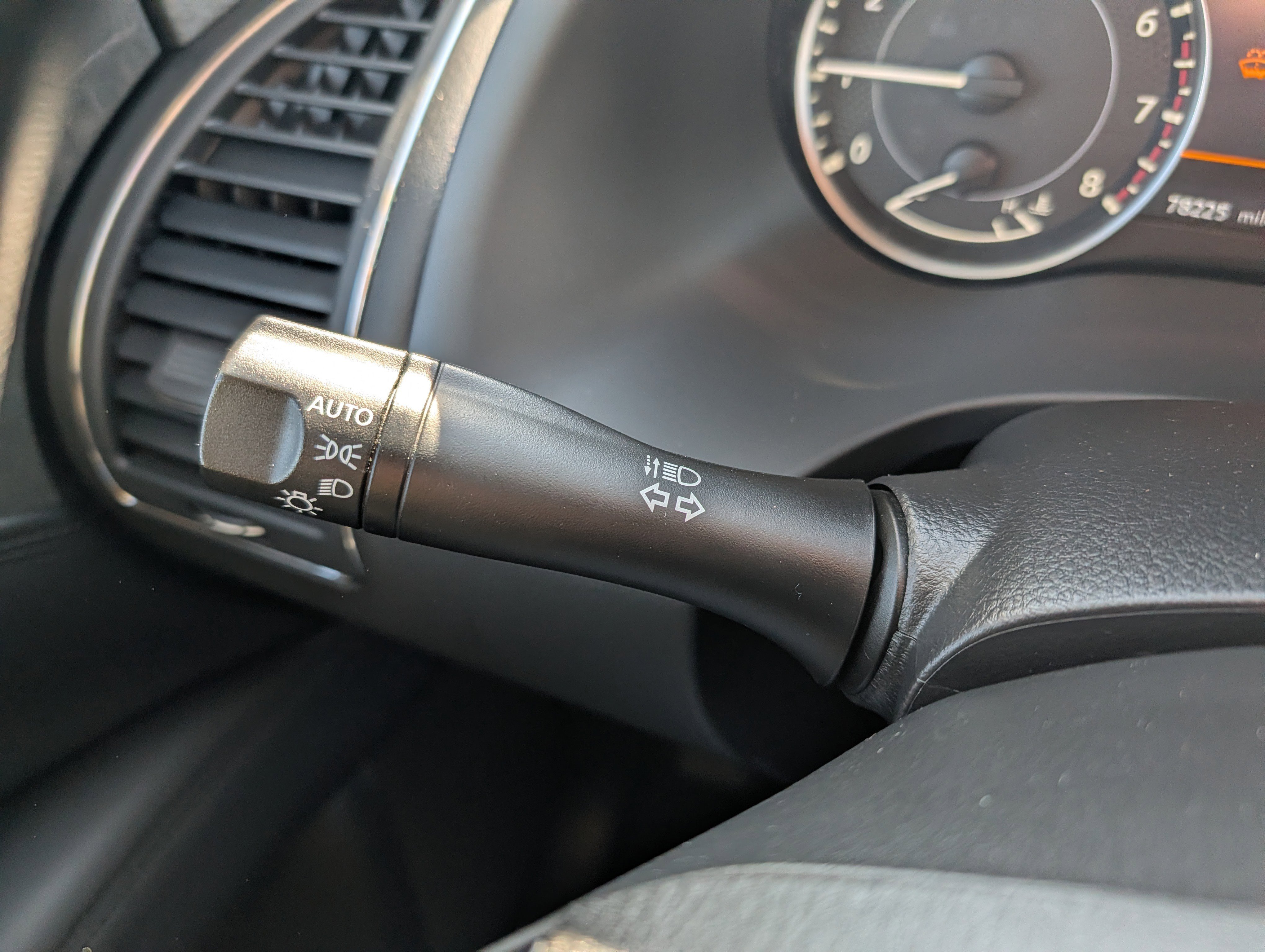 2021 Nissan Armada SV - Photo 26