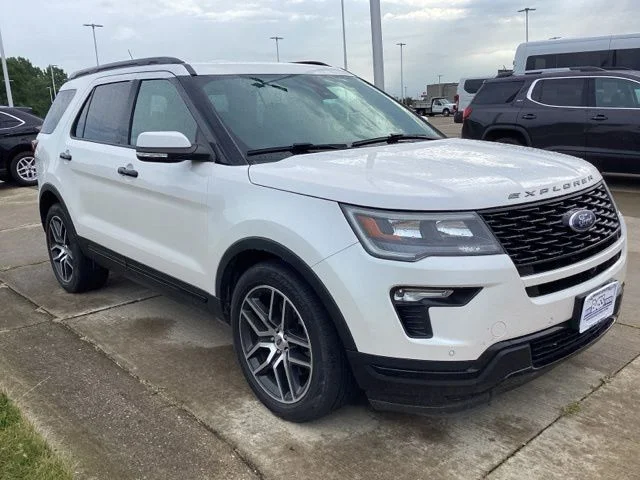 Used 2019 White Ford Sport image 10