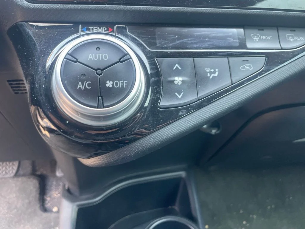 Used 2015 Black Toyota Two image 13
