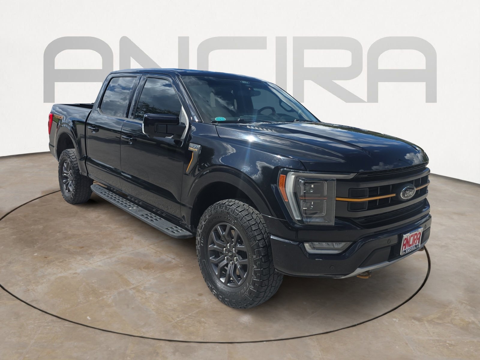 Used 2022 Black Metallic Ford Tremor image 4
