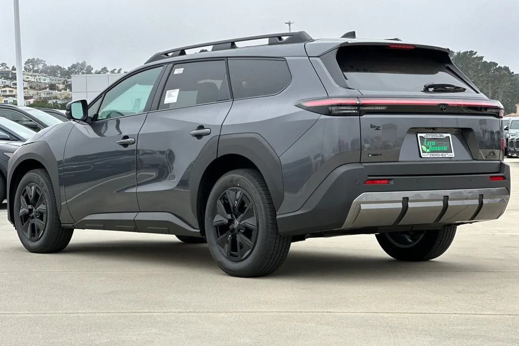 New 2026 Pavement Toyota  image 6