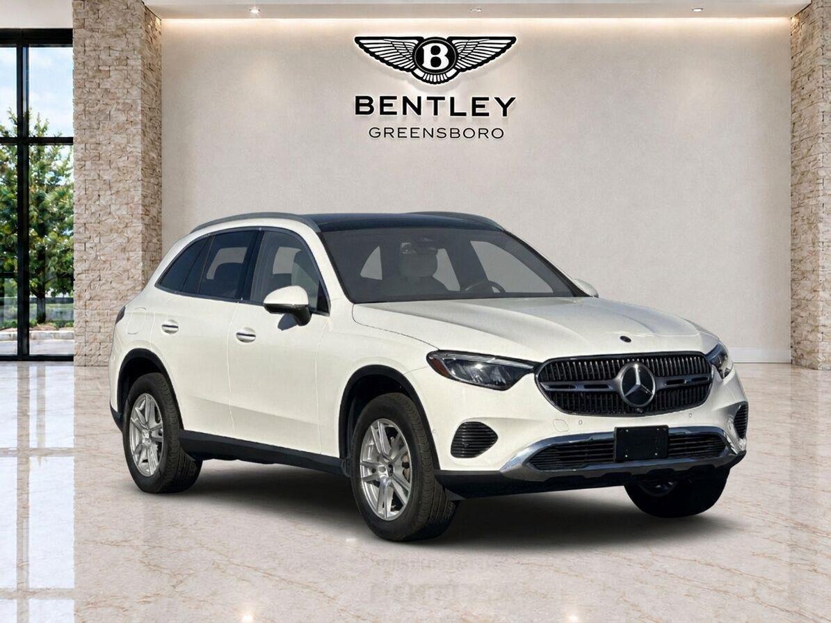 Used 2023 Polar White Mercedes-Benz GLC 300 image 7