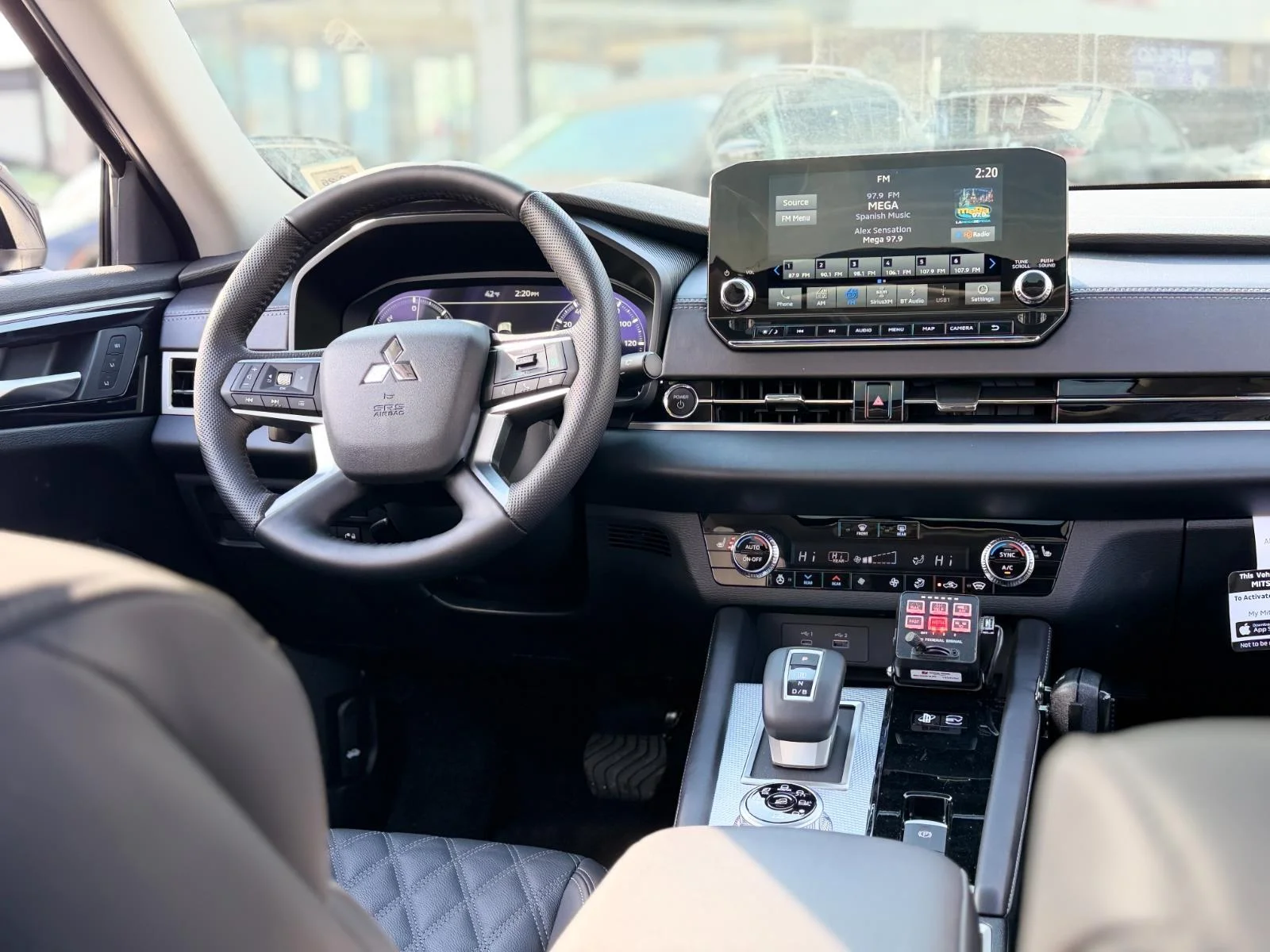 2025 Mitsubishi Outlander Plug-in Hybrid SEL - Photo 25