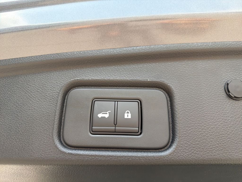 New 2026 Nissan Pathfinder SL 4D Sport Utility