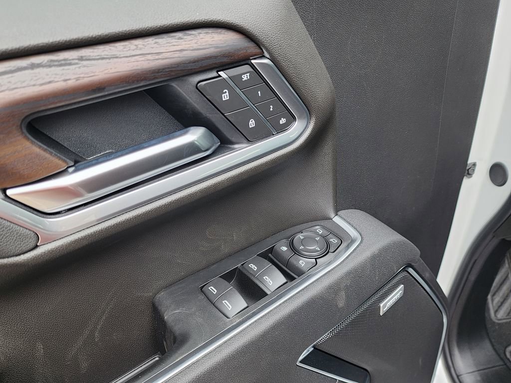 2026 GMC Sierra 1500 SLT - Photo 15