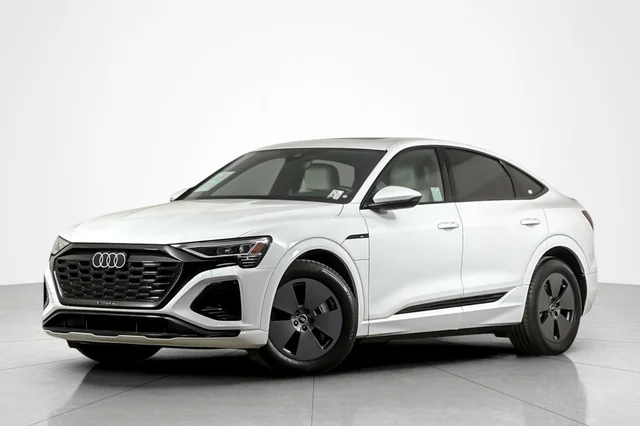 2024 Audi Q8 e-tron Sportback S line Premium quattro