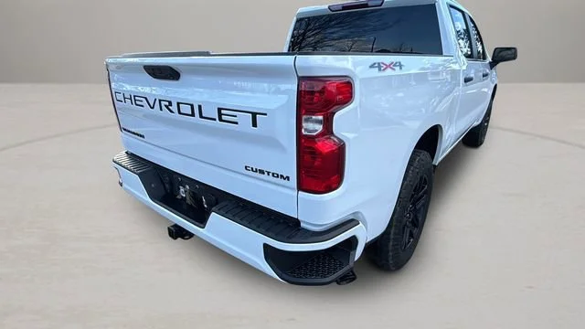 Used 2024 Summit White Chevrolet Custom image 30
