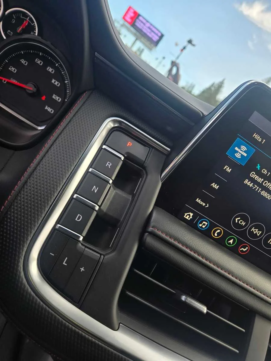 2021 Chevrolet Tahoe RST - Photo 18