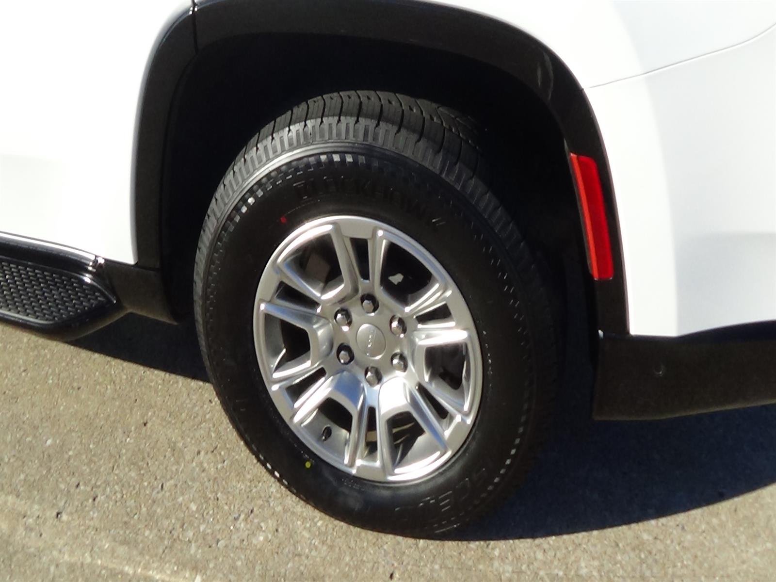 Used 2025 Bright White Clear Coat (pw7) Jeep Series II image 9