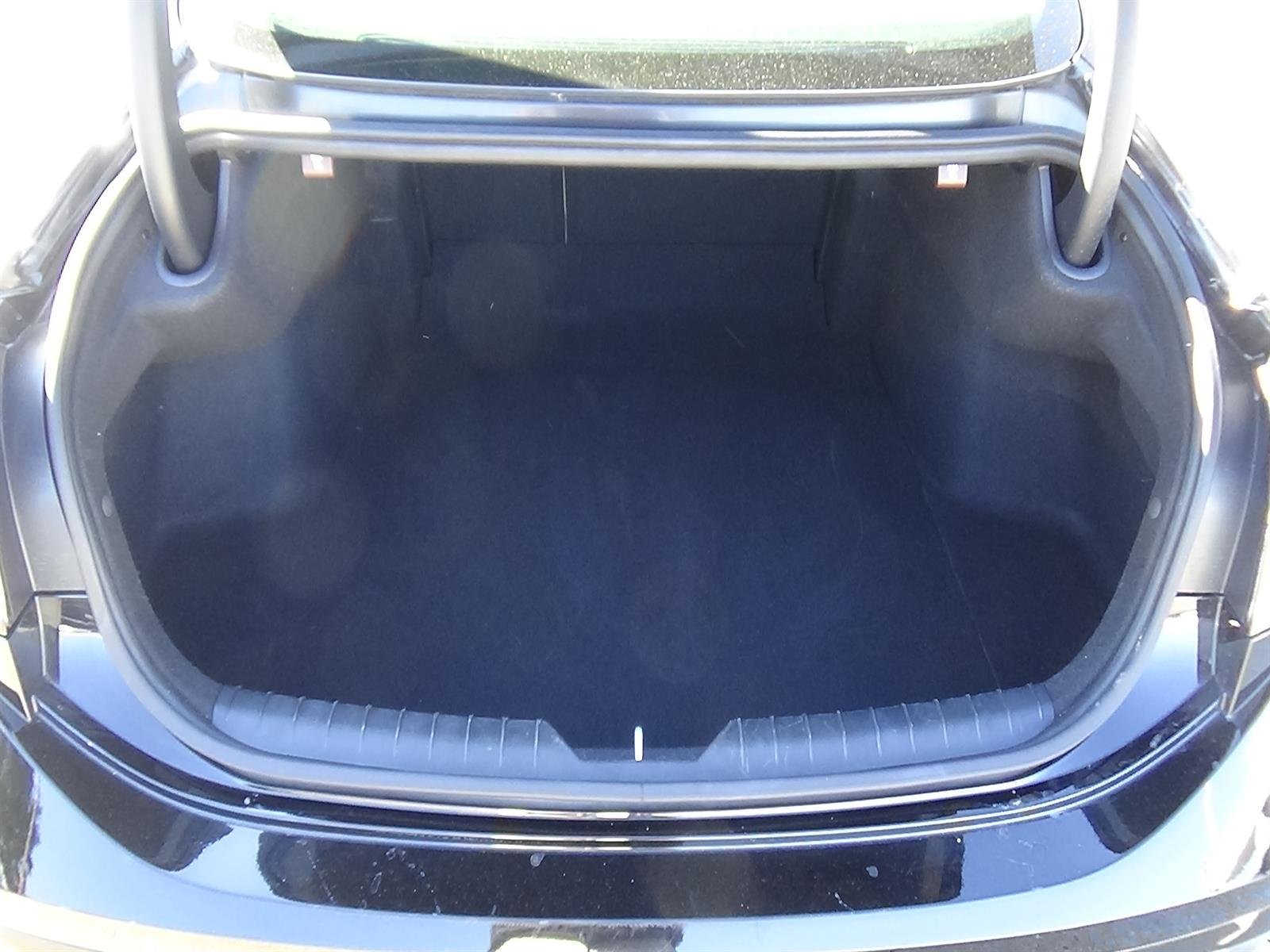 Used 2025 Abyss Black Pearl (a2b) Hyundai SEL image 11