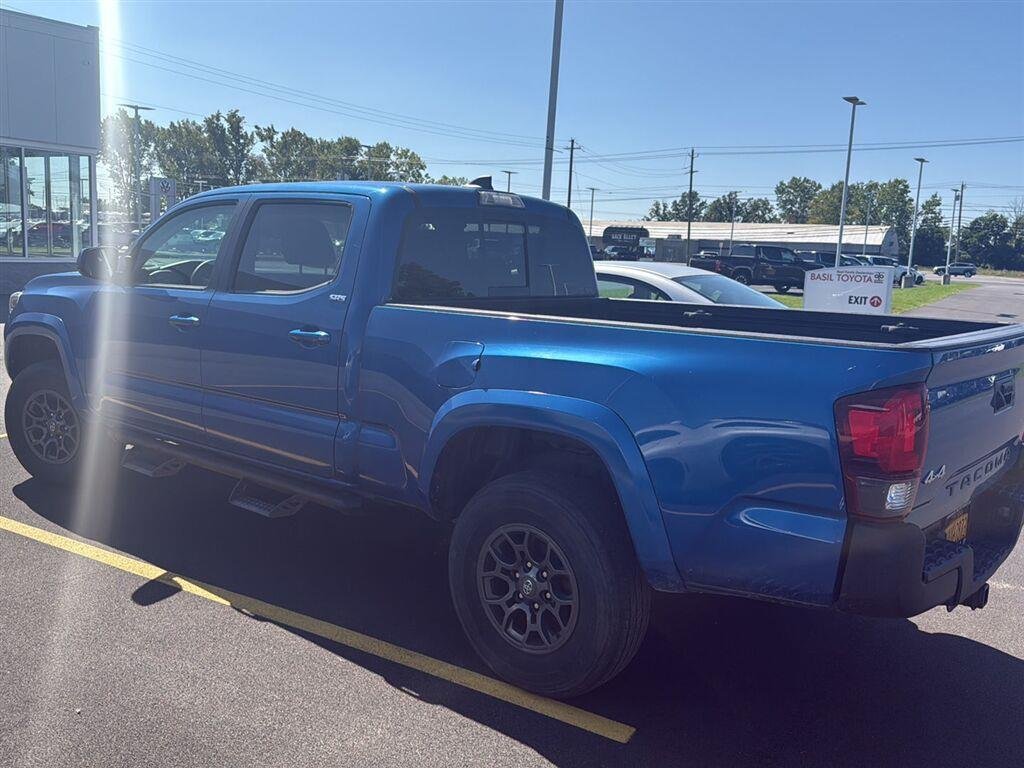 Used 2018 Blazing Blue Pearl Toyota SR5 V6 image 4