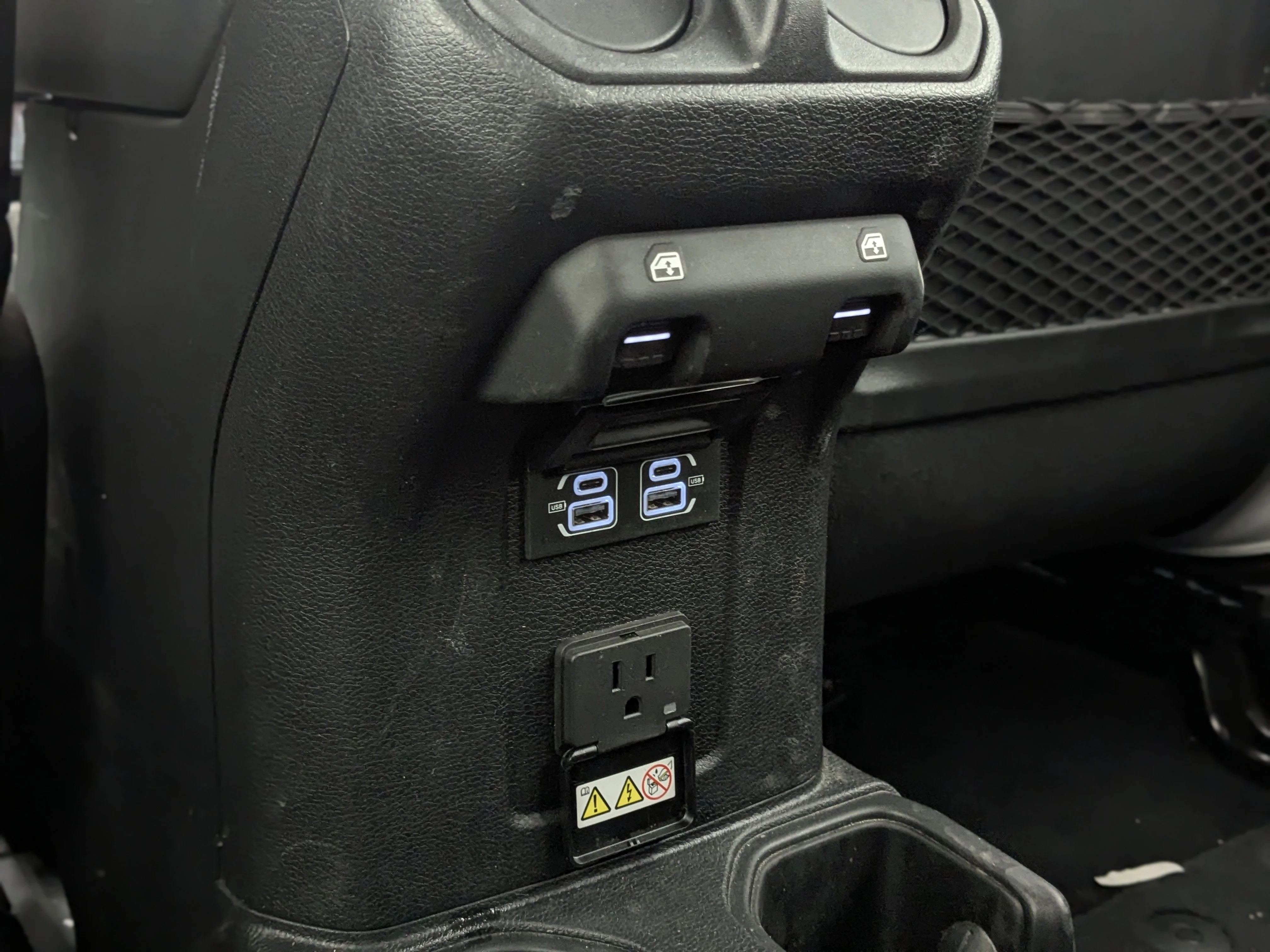 Used 2024 White Jeep Rubicon - Tech Grp - Safety Grp - Alpine Audio - Blind Spot - LED Lighting & More image 25