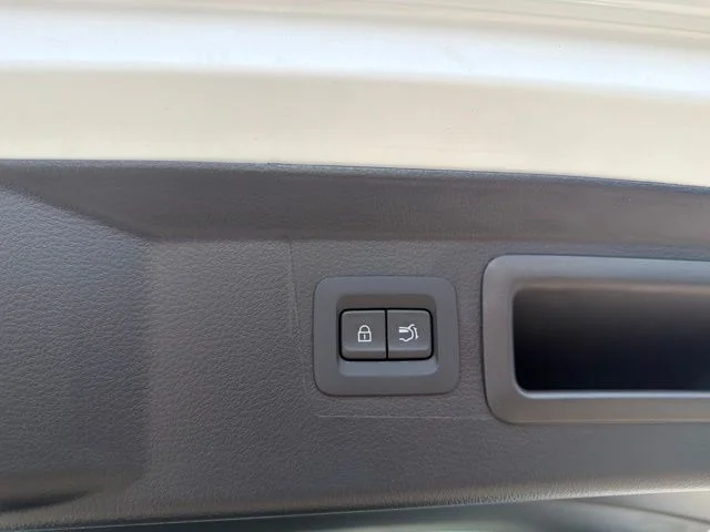 New 2026 Wind Chill Pearl Mazda Premium AWD image 34