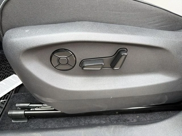 New 2026 Black Volkswagen SE image 13