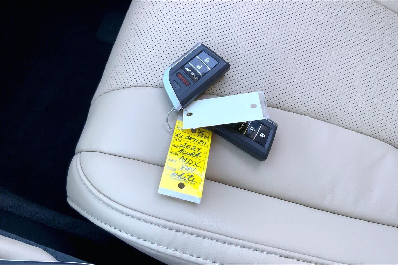 Used 2024 Platinum White Pearl Acura w/Technology Package image 15