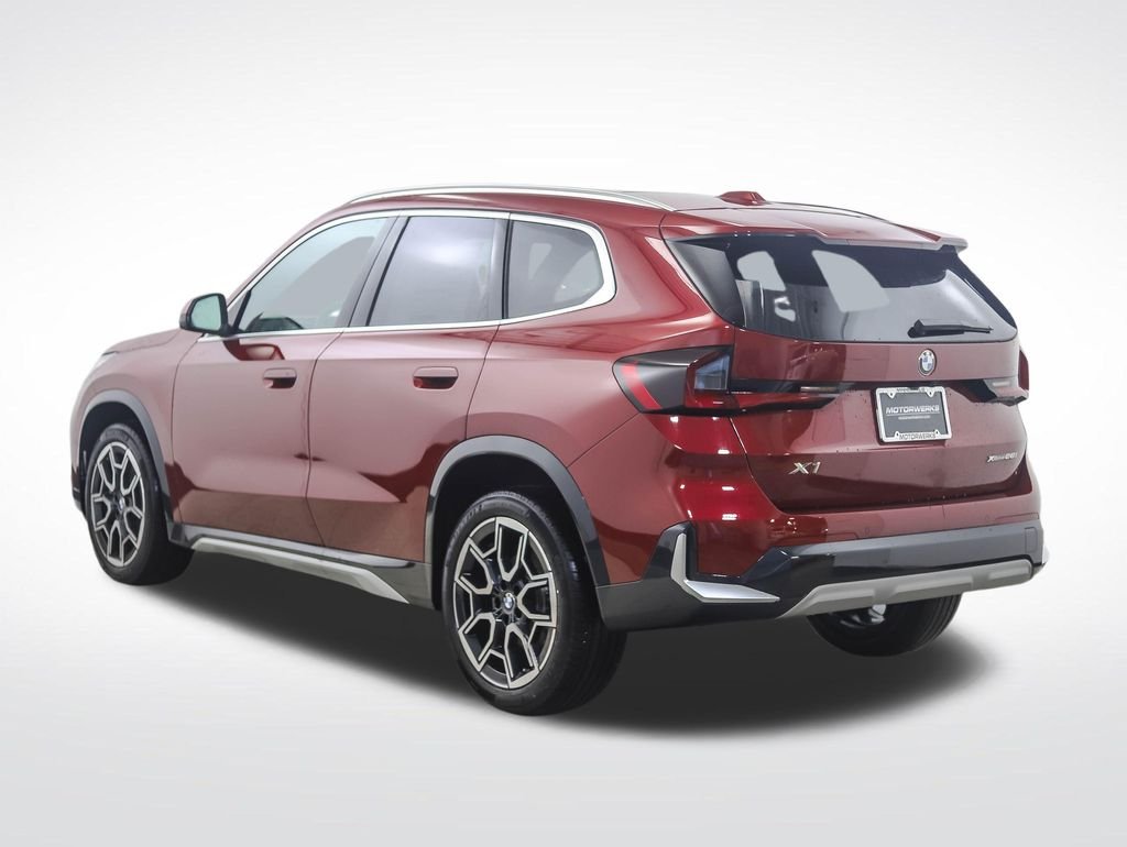 Used 2026 Red Metallic BMW xDrive28i image 3