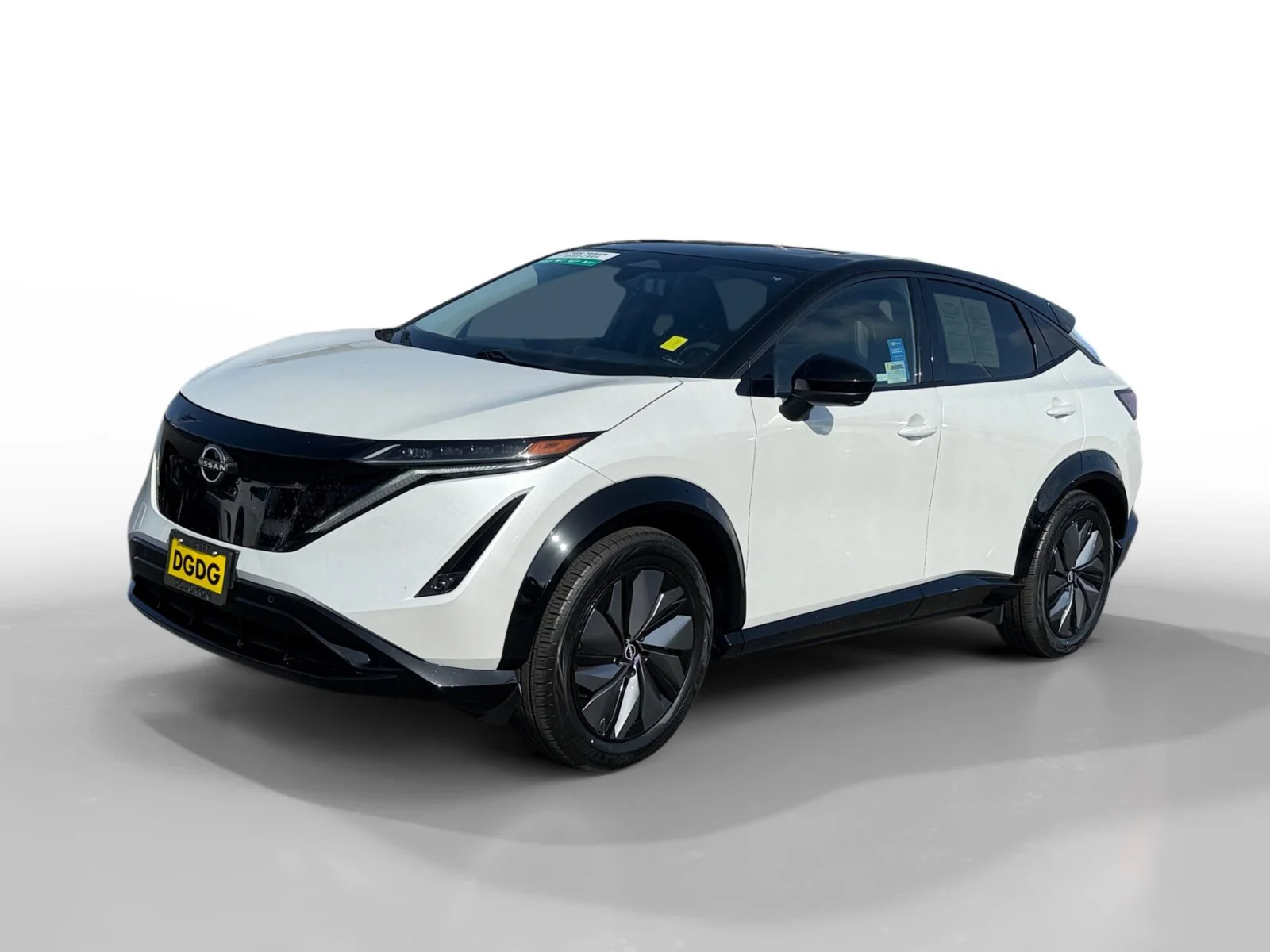 2025 Nissan Ariya Evolve+ AWD's photo