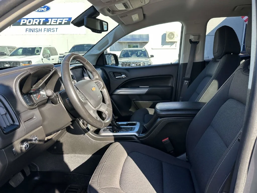 Used 2021 Steel Metallic Chevrolet LT image 21