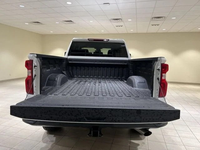 2025 Chevrolet Silverado 2500HD Custom - Photo 22
