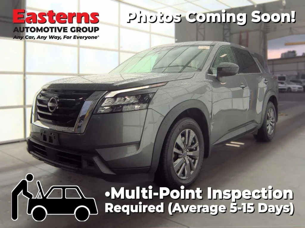 Used 2023 Gray Nissan S image 1