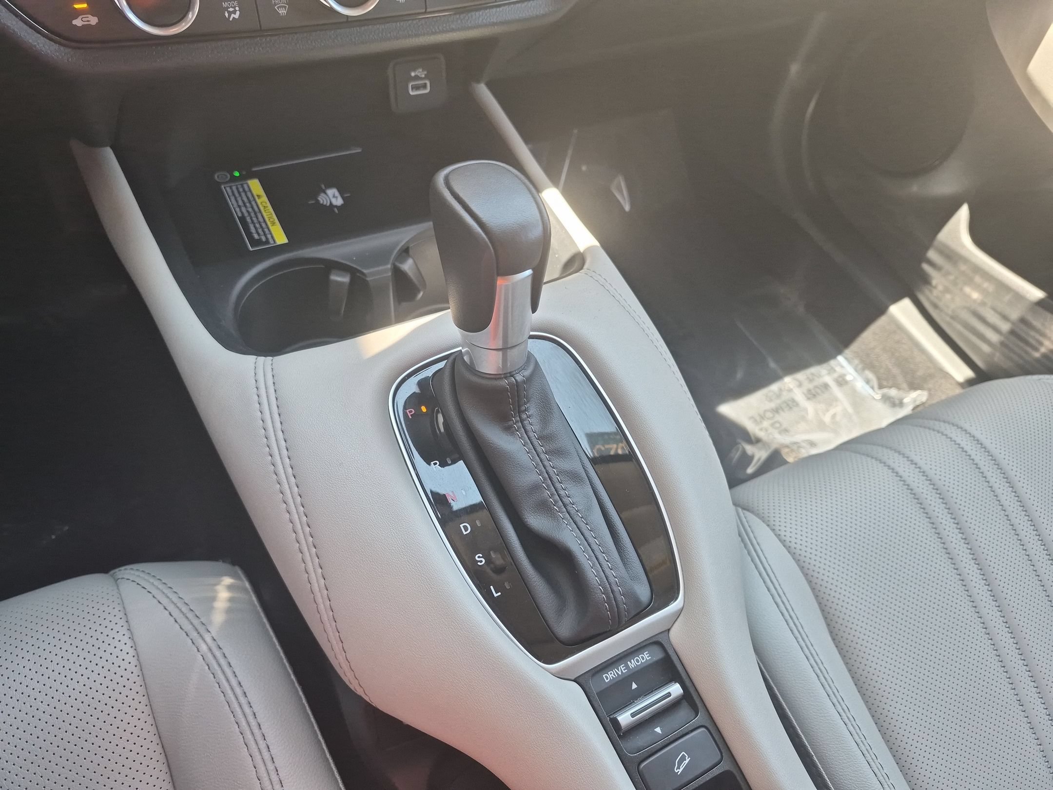2025 Honda HR-V EX-L - Photo 23
