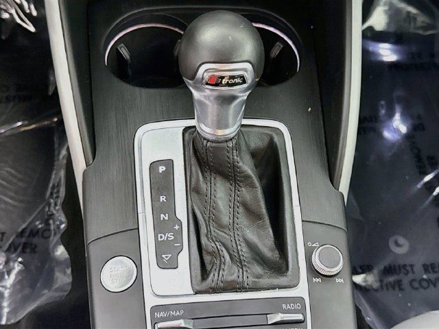 Used 2018 Brilliant Black Audi 2.0T Premium image 15