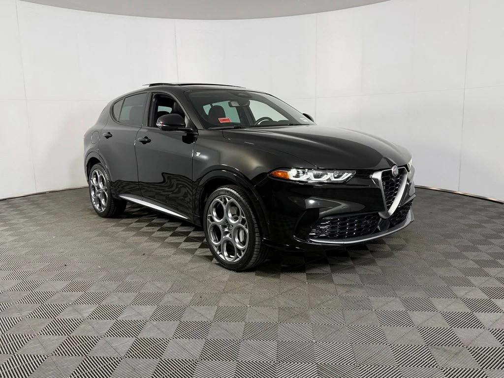 Certified Used 2024 Black Alfa Romeo Ti image 4