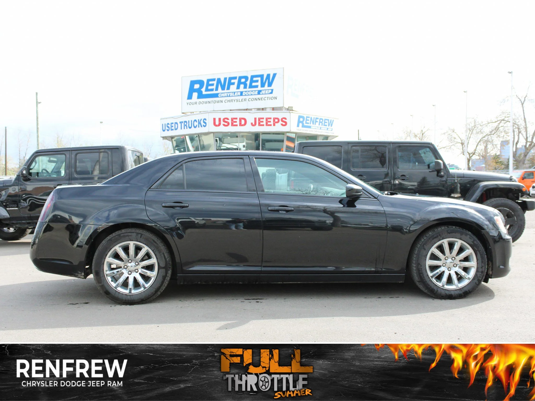 Used 2013 Black Chrysler 300C * Mechanics Special | HEMI V8 | Alpine | Panoramic Sunroof | Heated/Vented Seats | Remote Start image 1