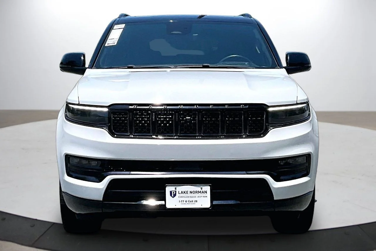 Certified Used 2024 White Jeep Series II image 3