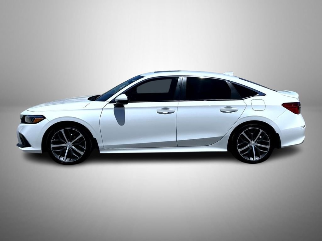 Used 2023 White Honda Touring image 8