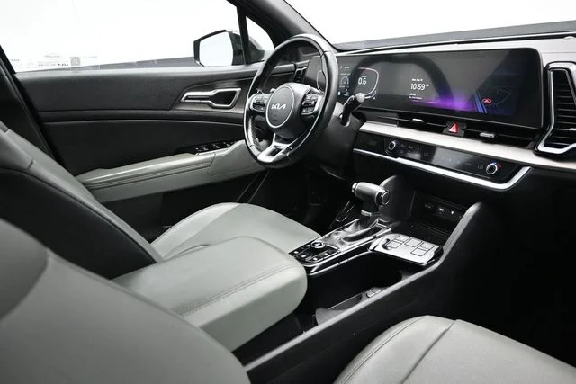 Used 2023 Black Kia X-Line image 17