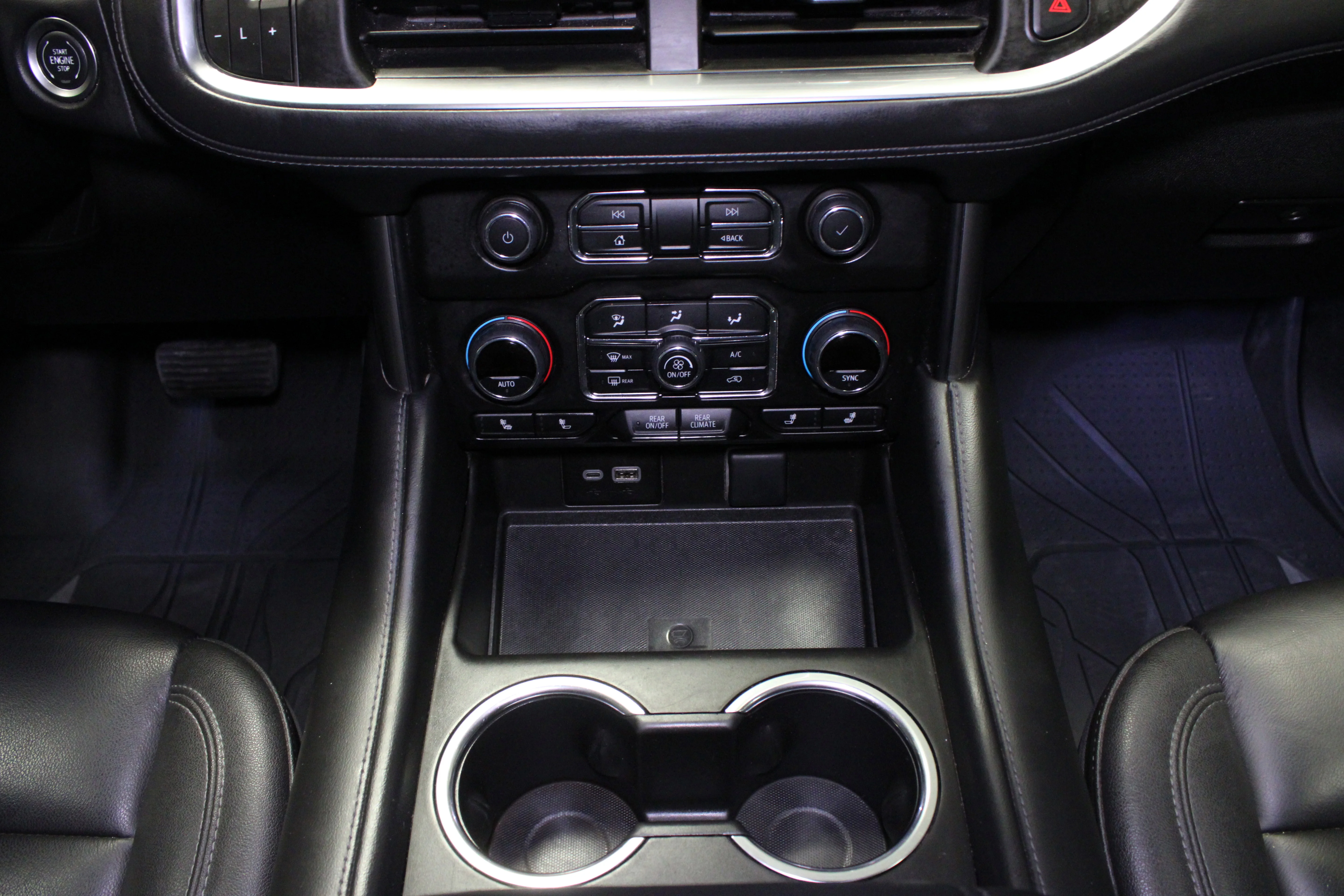 Used 2024 Black Chevrolet Z71 image 23