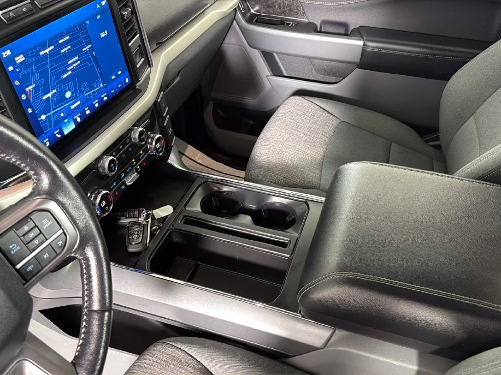 Used 2021 Silver Ford XLT image 25