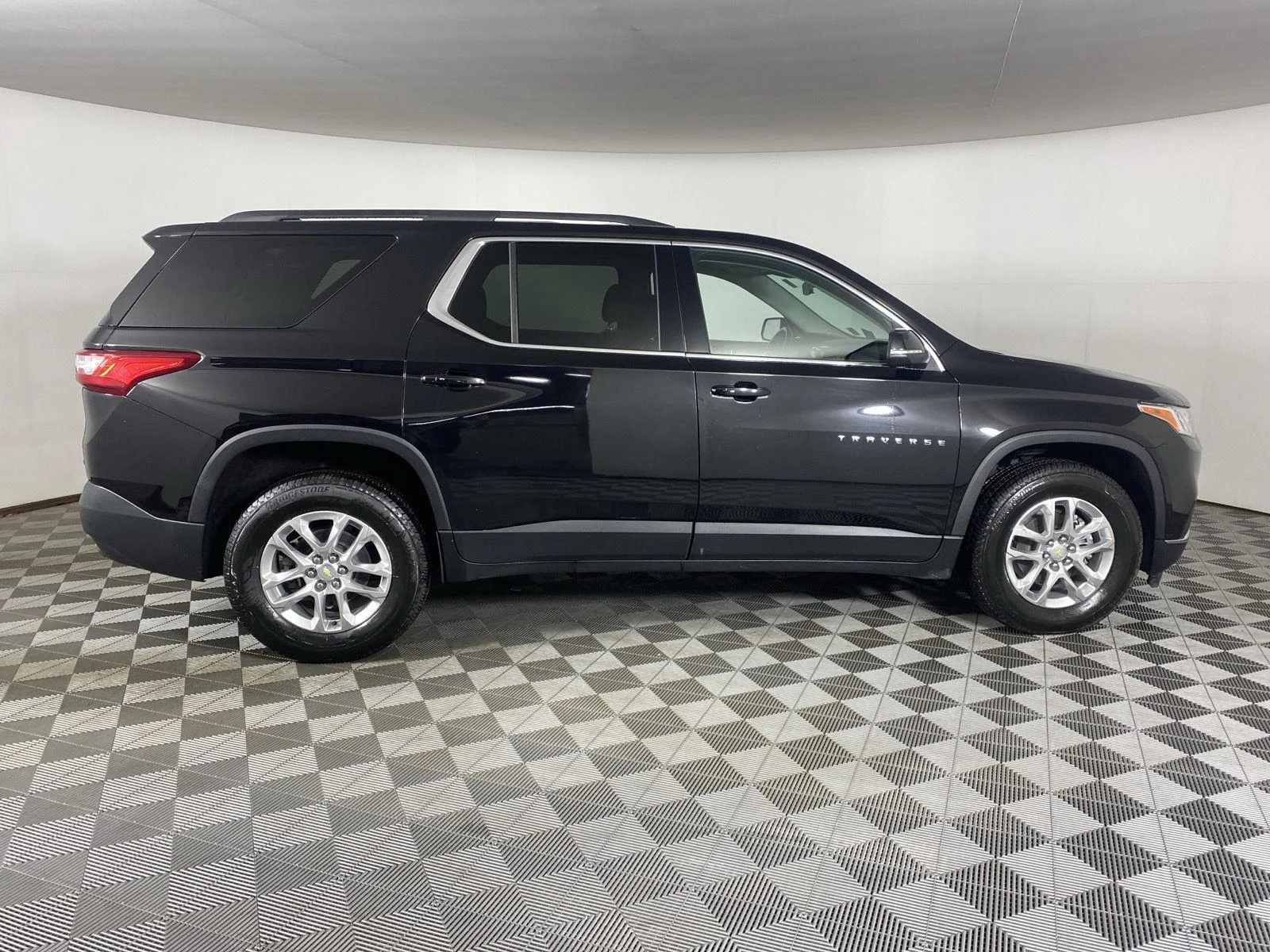 Used 2021 MOSAIC BLACK METALLIC Chevrolet LT Cloth image 8