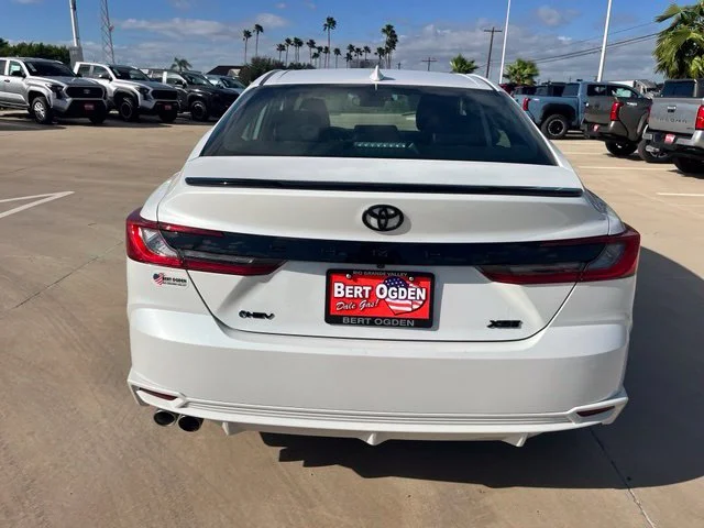 Used 2025  Toyota LE image 5
