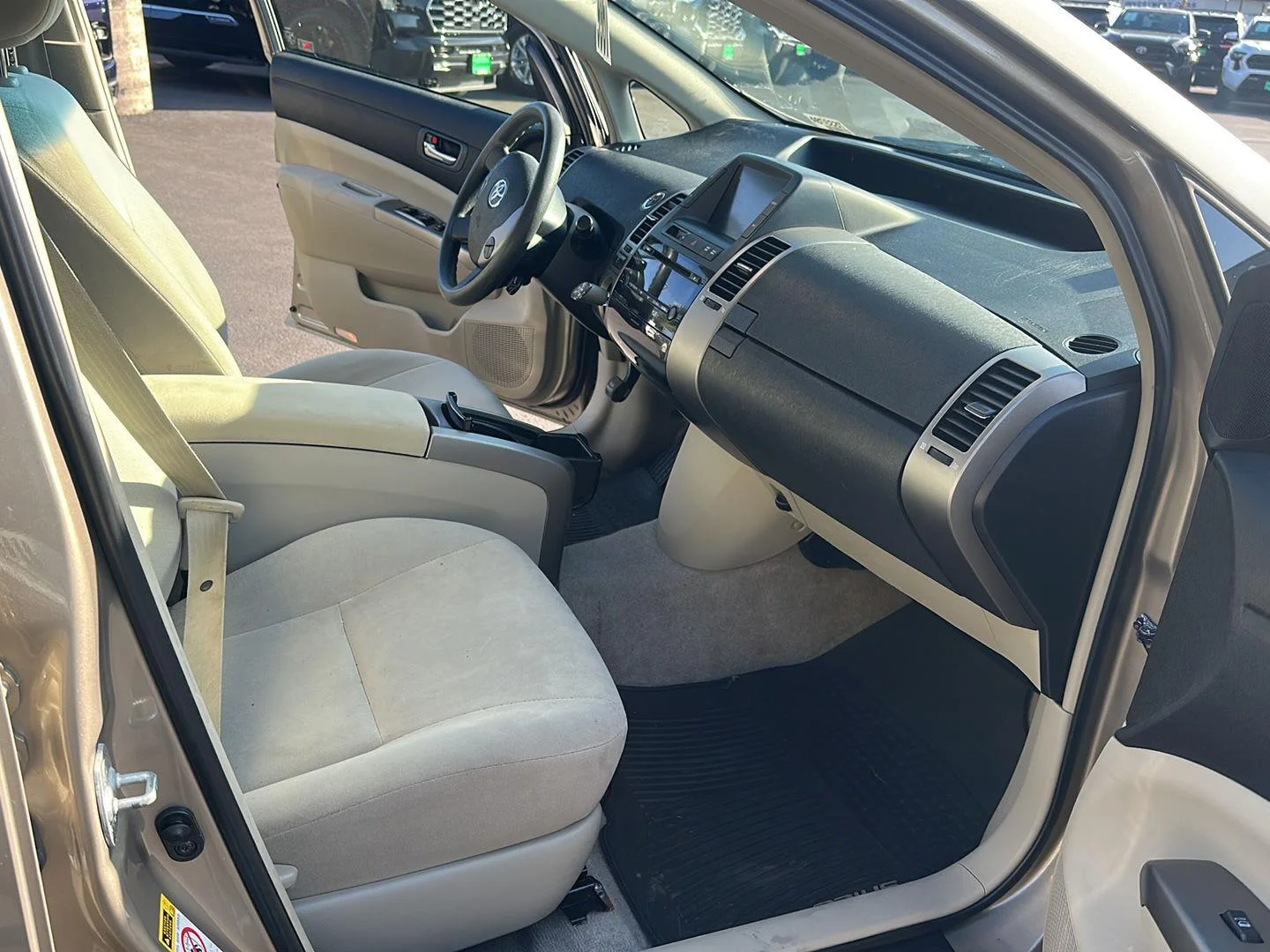 Used 2008  Toyota Base image 9