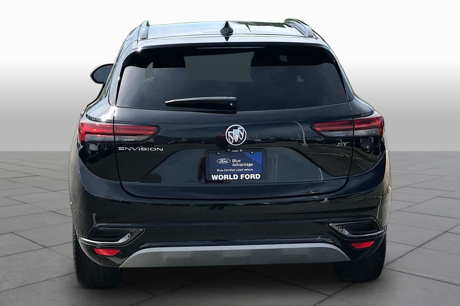 Pre-Owned 2021 Buick Envision Essence