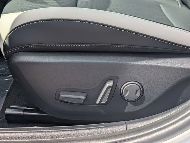 New 2026 Snow White Pearl Kia GT-Line Turbo image 19