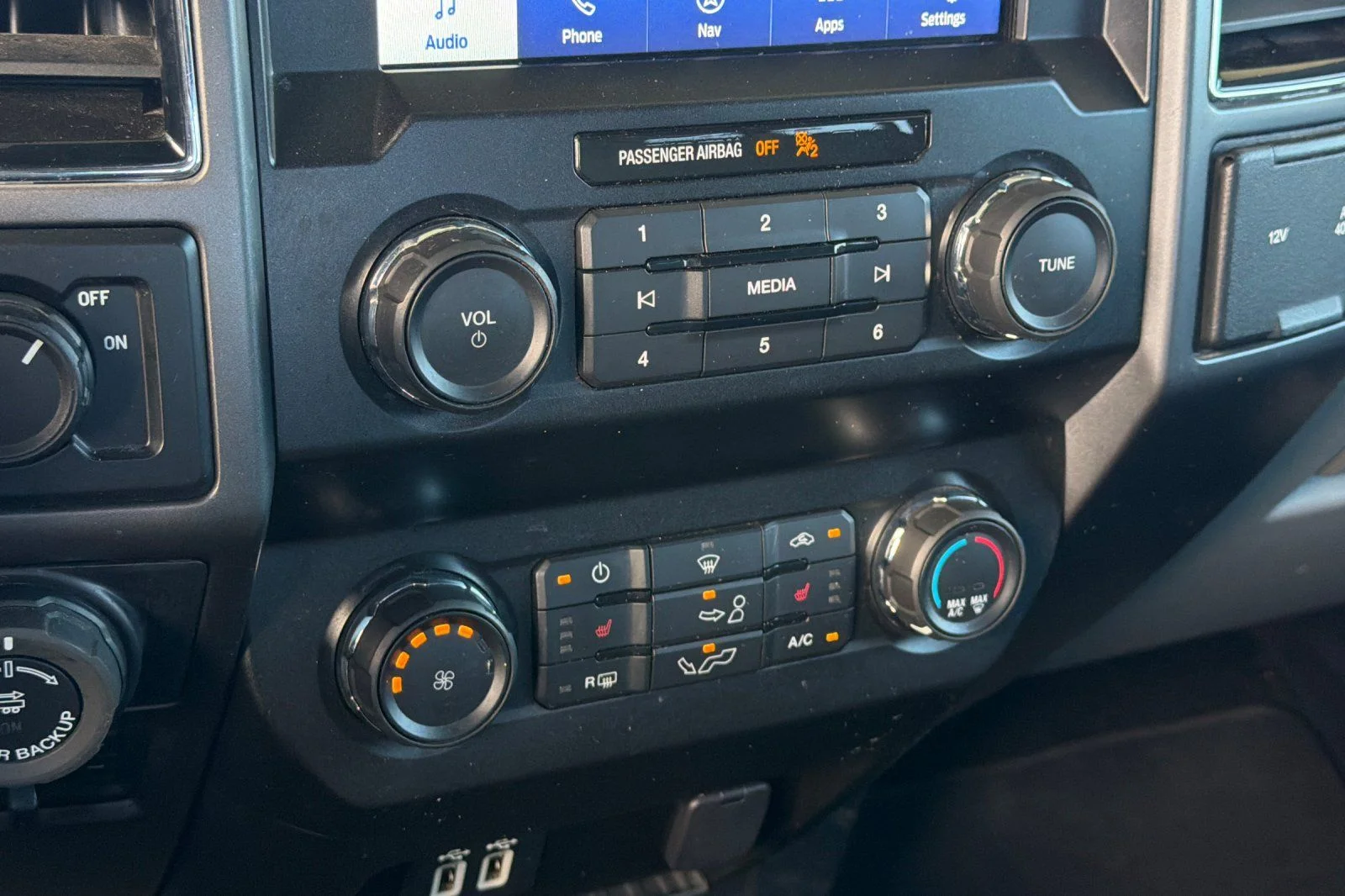 Used 2019 Gray Ford XLT image 21