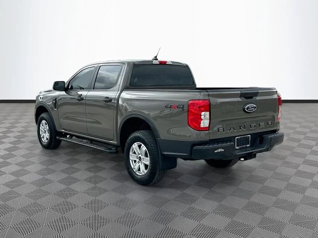 Used 2025 Gray Ford XL image 7