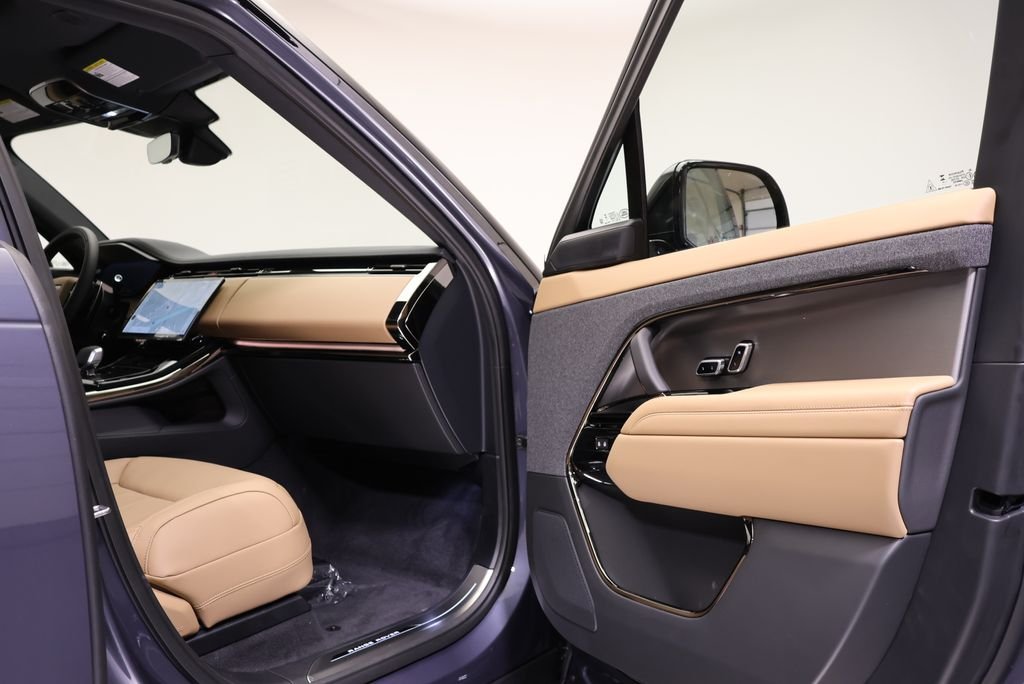 New 2026 Varesine Blue Land Rover SE image 38