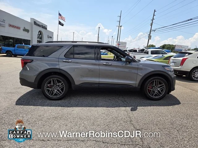 Used 2025 Gray Ford ST-Line image 15