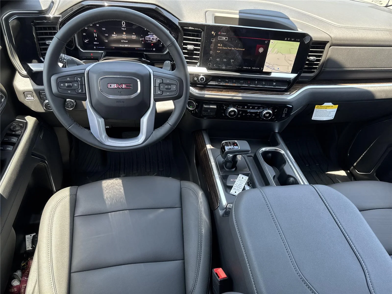 New 2026 Sterling Metallic GMC Elevation image 14