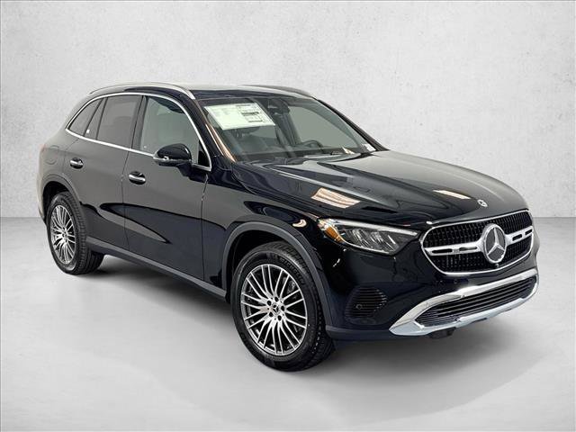 New 2026 Black Mercedes-Benz GLC 300 image 33